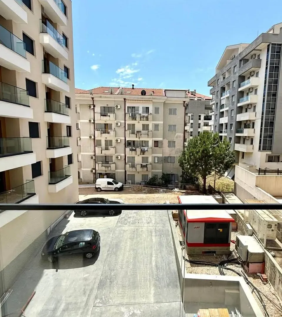 Rent, one bedroom apartment, 52m², Rozino, Budva