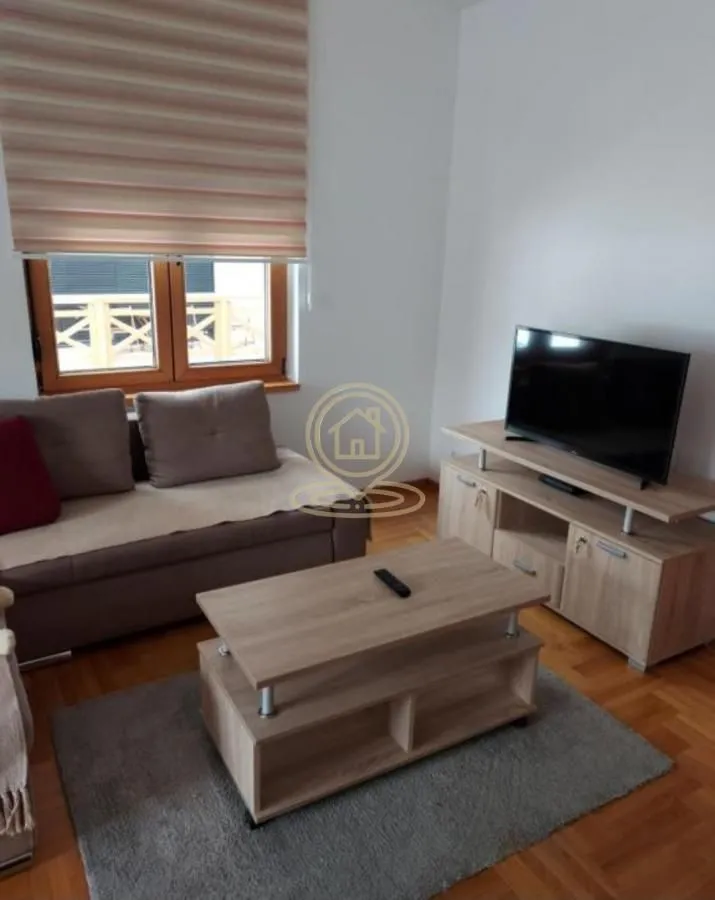 Prodaja, jednosoban stan, 40m², Centar, Zlatibor