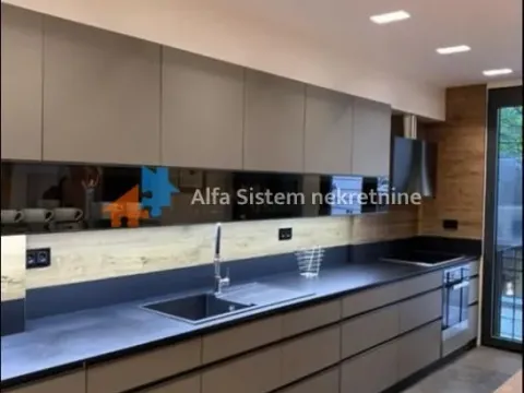 Rent, three bedroom apartment, 91m², Skadarlija, Beograd - image 7