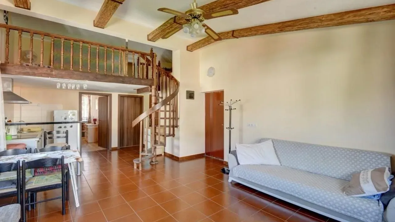Rent, two bedroom apartment, 65m², Sutomore, Bar