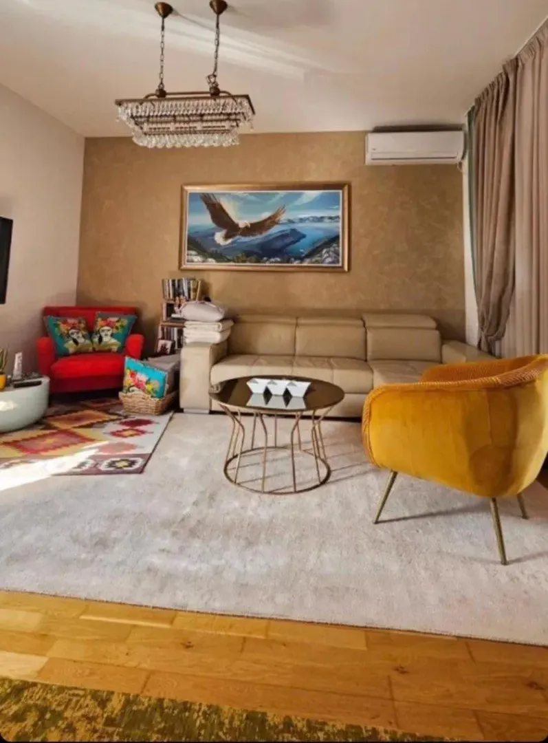 Izdavanje, dvosoban stan, 69m², Dubovica, Budva