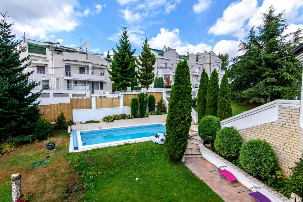 Rent, four bedroom apartment, 250m², Savski Venac, Beograd