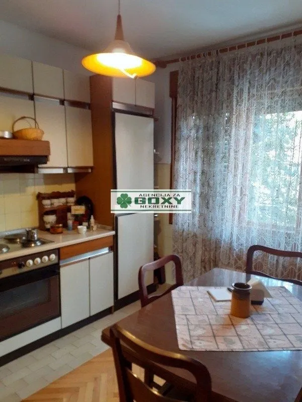 Sale, house, 230m², Kraljevo, Srbija