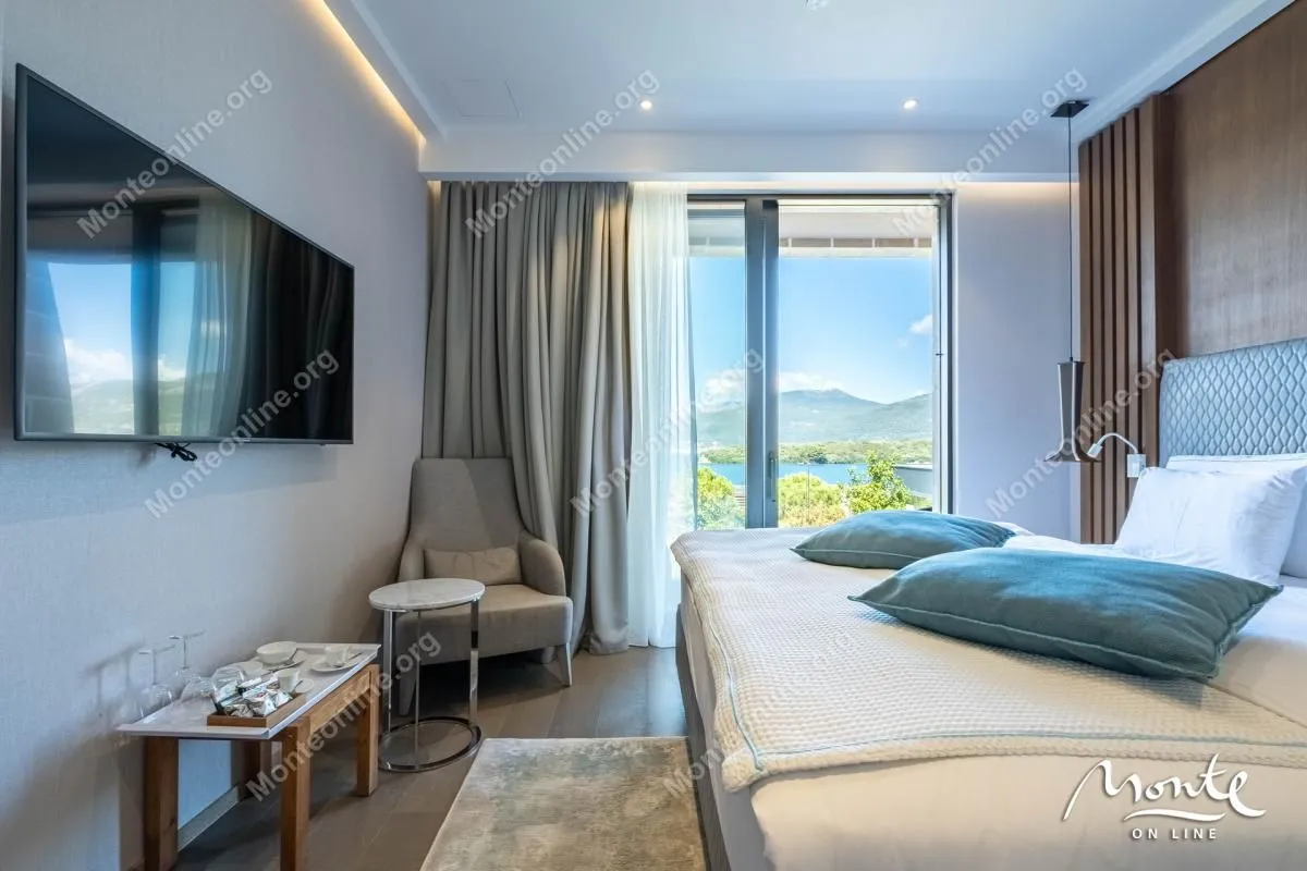 Prodaja, garsonjera, 32m², Bogišići, Tivat