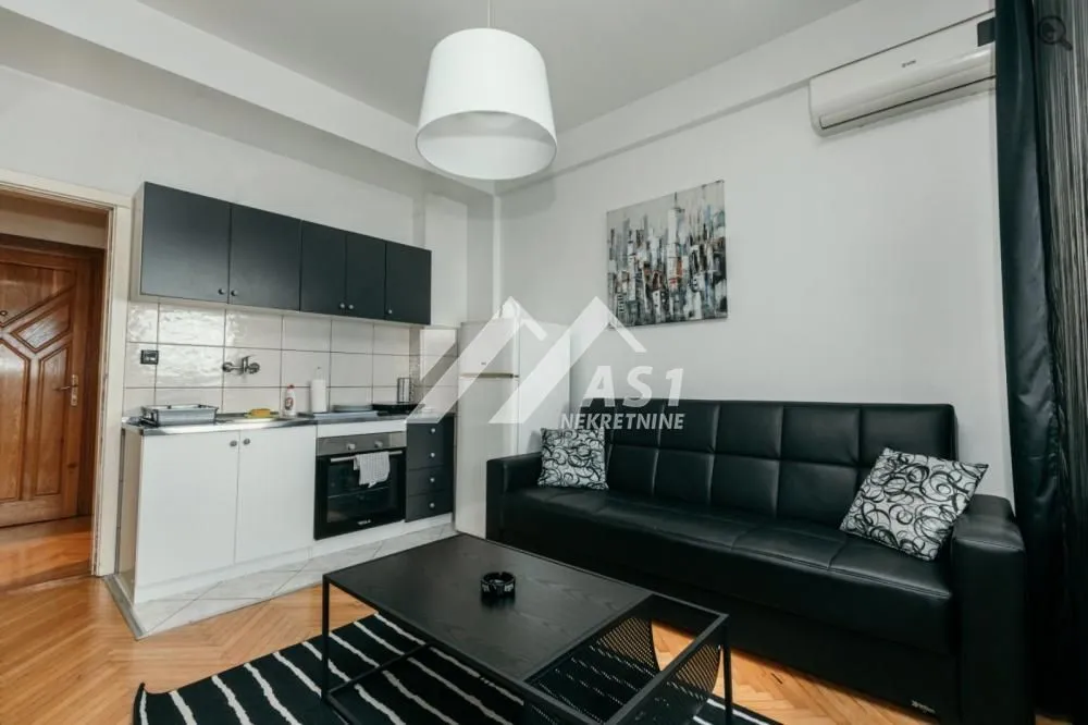 Prodaja, jednosoban stan, 33m², Centar, Novi Sad