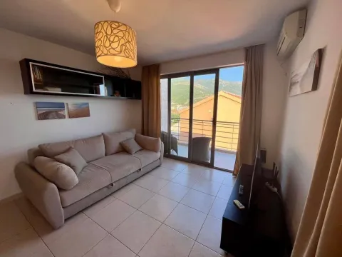 Prodaja, dvosoban stan, 80m², Bečići, Budva