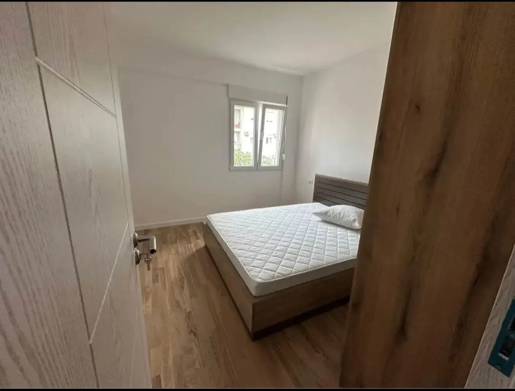 Izdavanje, jednosoban stan, 50m², Zabjelo, Podgorica
