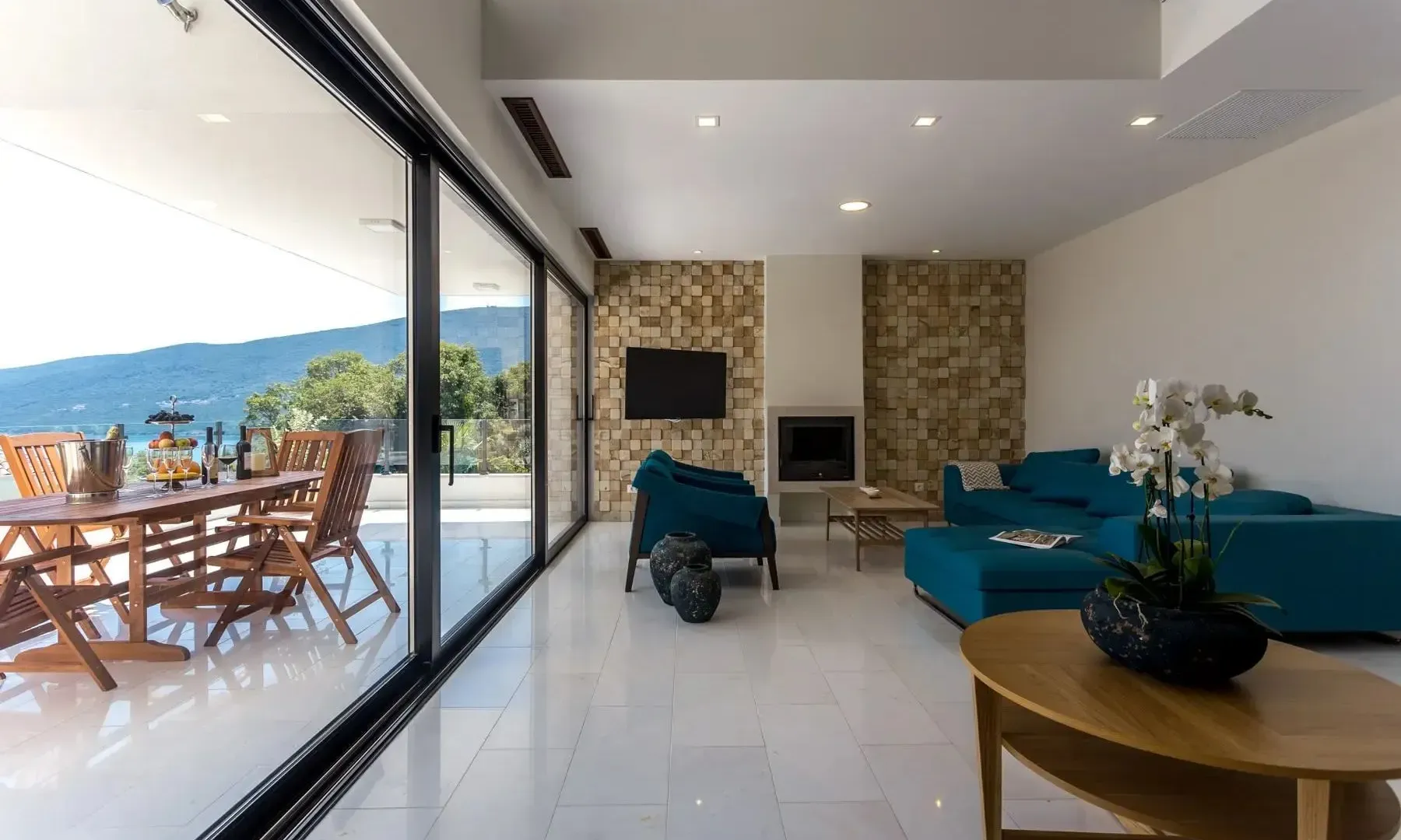 Prodaja, kuća, 360m², Đenovići, Herceg Novi