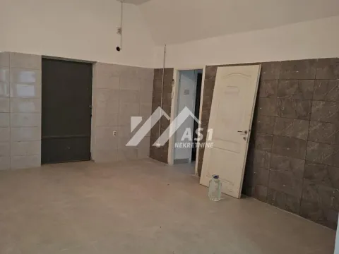 Izdavanje, poslovni prostor, 120m², Titel, Novi Sad - image 4