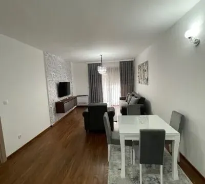 Izdavanje, dvosoban stan, 69m², Master Kvart, Podgorica - image 2