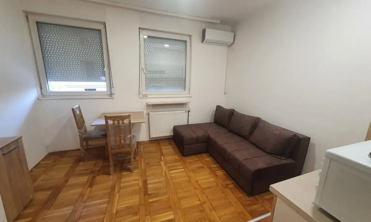 Rent, studio apartment, 27m², Sajmište, Novi Sad