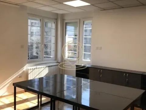 Rent, office space, 136m², Gundulićev Venac, Beograd - image 7