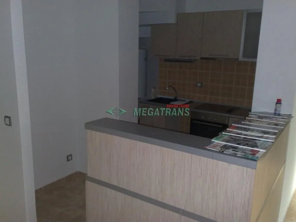 Izdavanje, kuća, 200m², Partizanov Stadion, Beograd