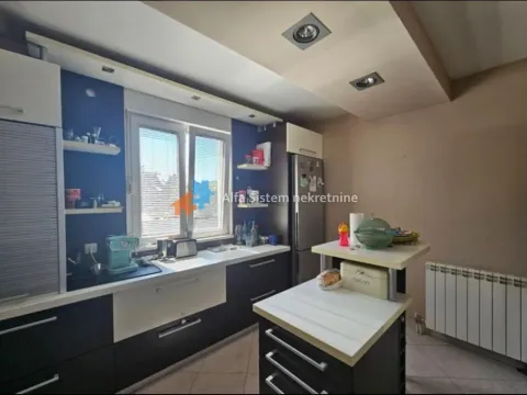 Izdavanje, stan, 104m², Lion, Zvezdara Sve Podlokacije - image 3