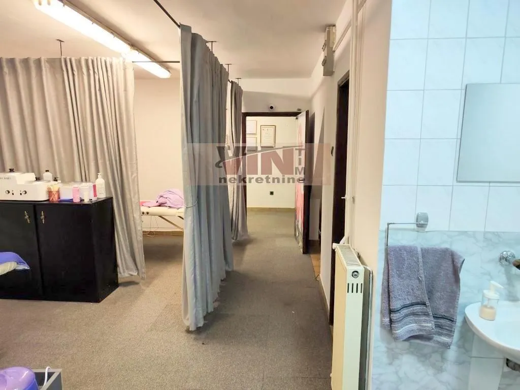 Rent, office space, 60m², Karaburma, Palilula Sve Podlokacije