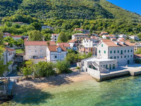 Sale, house, 150m², Stoliv, Kotor - image 3