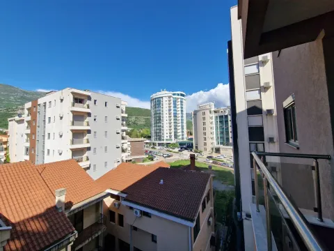 Izdavanje, jednosoban stan, 48m², Budva, Crna Gora - image 13