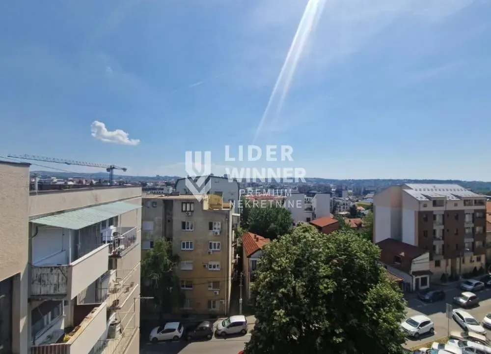 Prodaja, trosoban stan, 77m², Čubura, Beograd