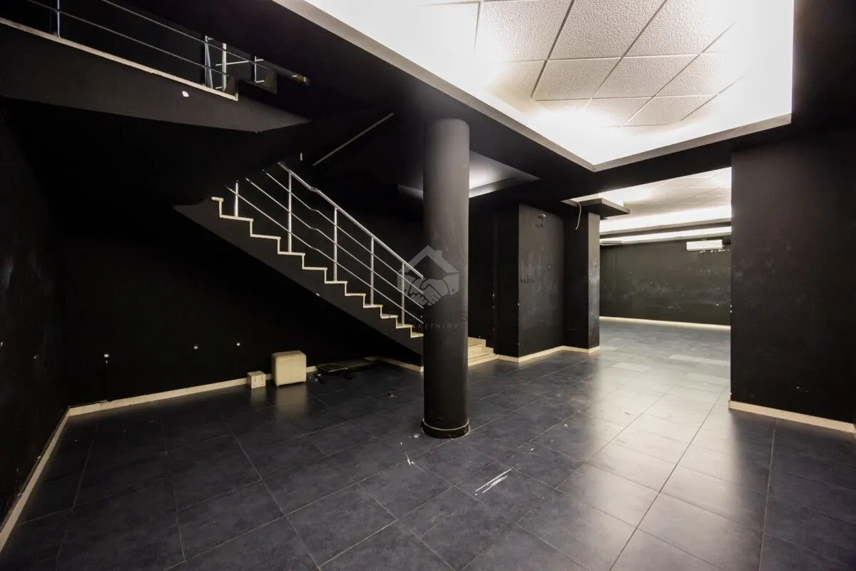 Izdavanje, poslovni prostor, 150m², Preko Morače, Podgorica