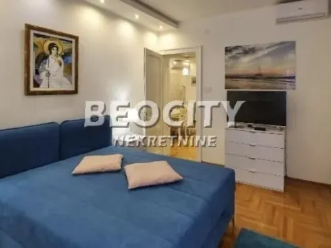 Izdavanje, trosoban stan, 100m², Kalenić Pijaca, Vračar Sve Podlokacije - image 4