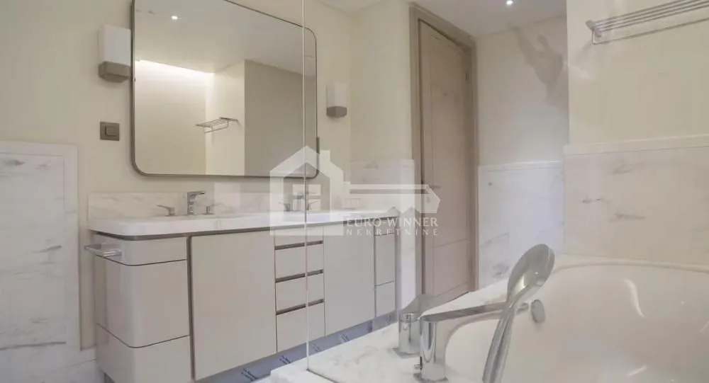 Rent, three bedroom apartment, 90m², Savski Venac, Beograd