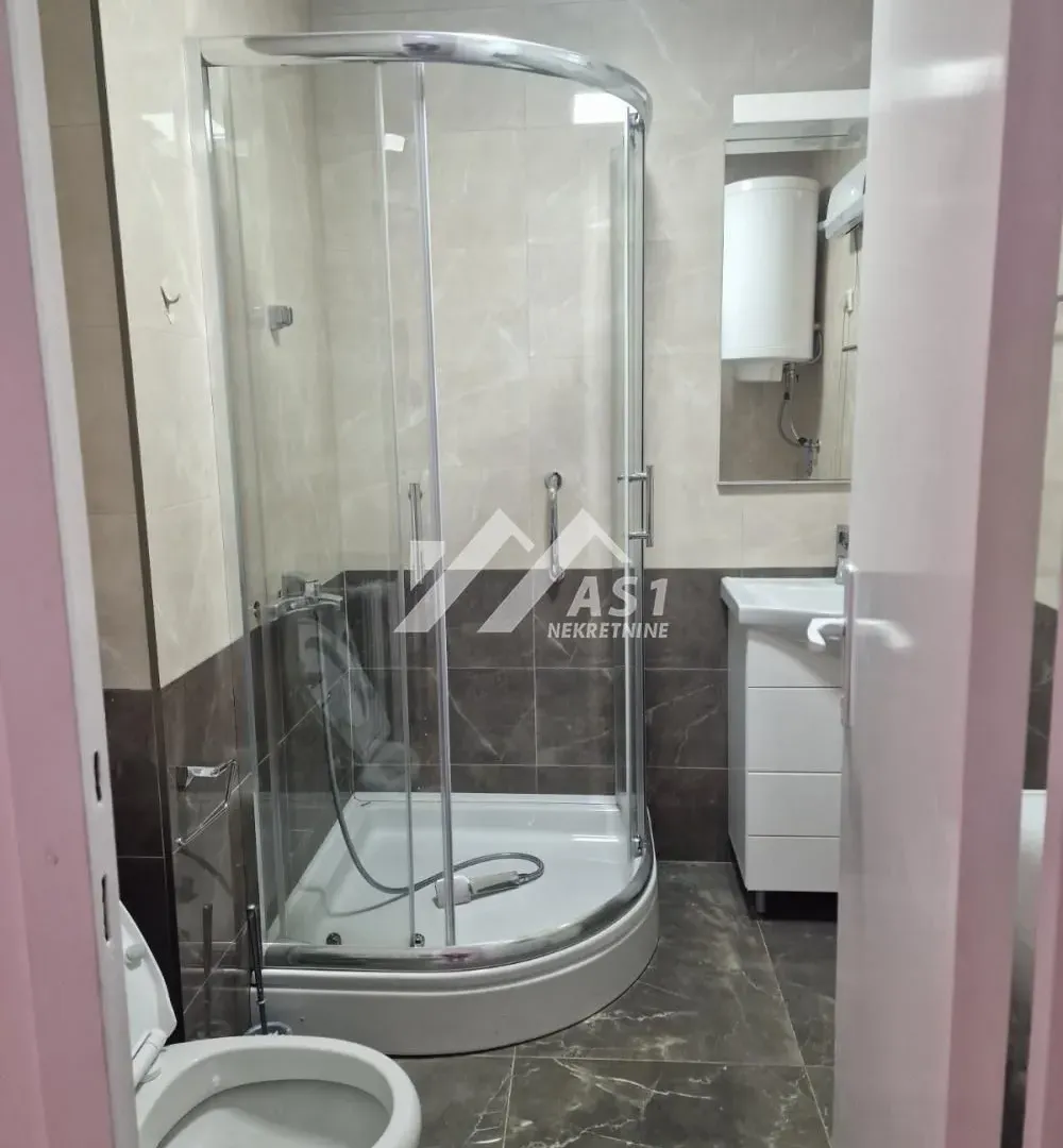 Izdavanje, stan, 96m², Liman 1, Novi Sad Sve Podlokacije