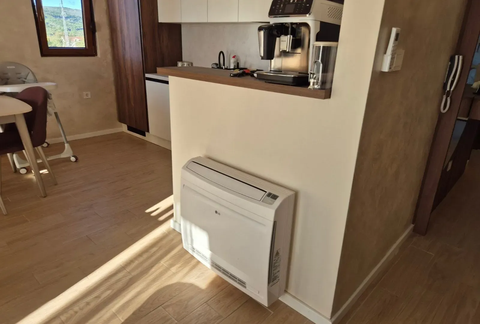 Prodaja, trosoban stan, 86m², Radanovići, Kotor