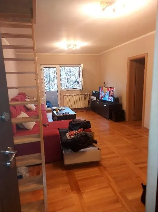 Prodaja, trosoban stan, 90m², Karaburma, Palilula Sve Podlokacije