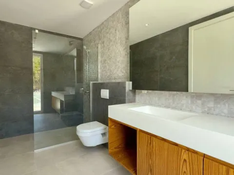 Prodaja, kuća, 350m², Centar, Tivat - image 4