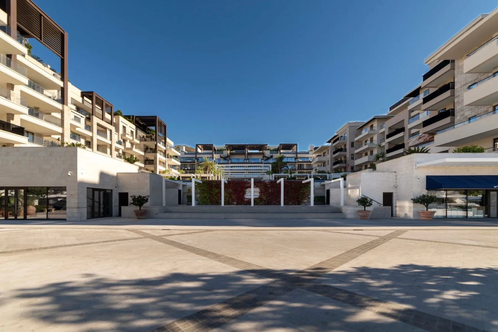 Prodaja, dvosoban stan, 140m², Porto Montenegro, Tivat