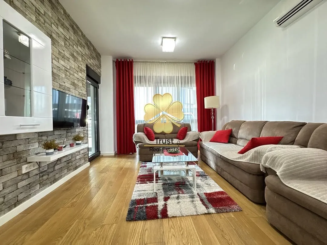 Rent, two bedroom apartment, 80m², Centar, Podgorica