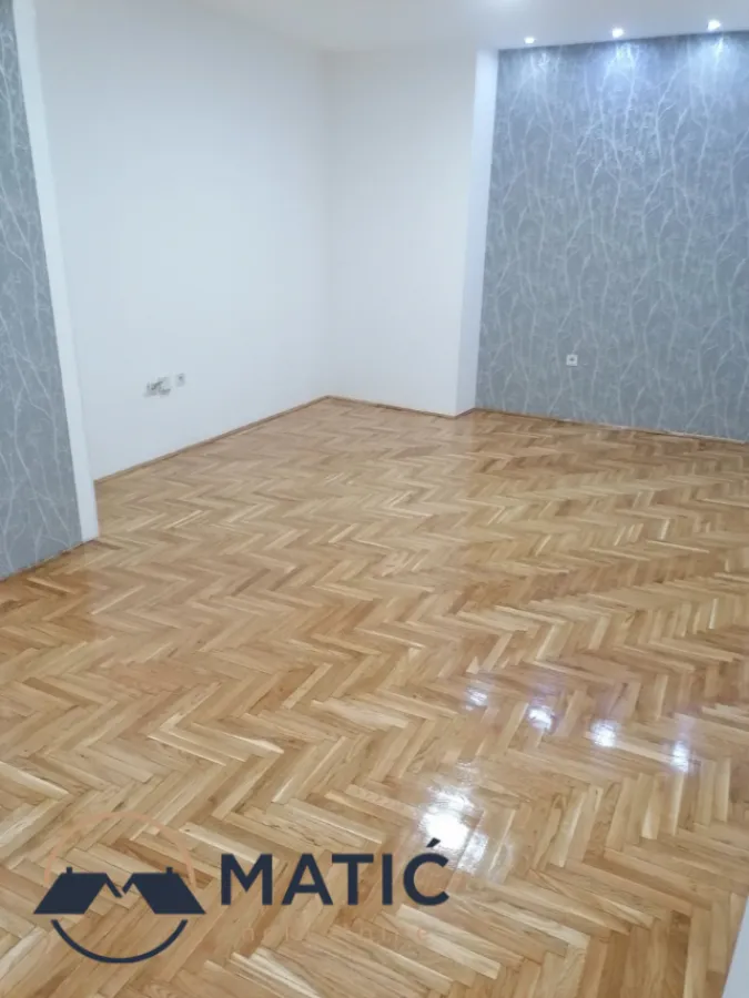 Sale, two bedroom apartment, 59m², Bulevar Oslobodjenja, Novi Sad Sve Podlokacije