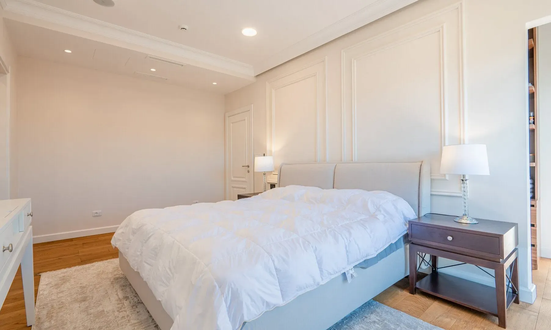 Sale, three bedroom apartment, 237m², Soho City, Bar