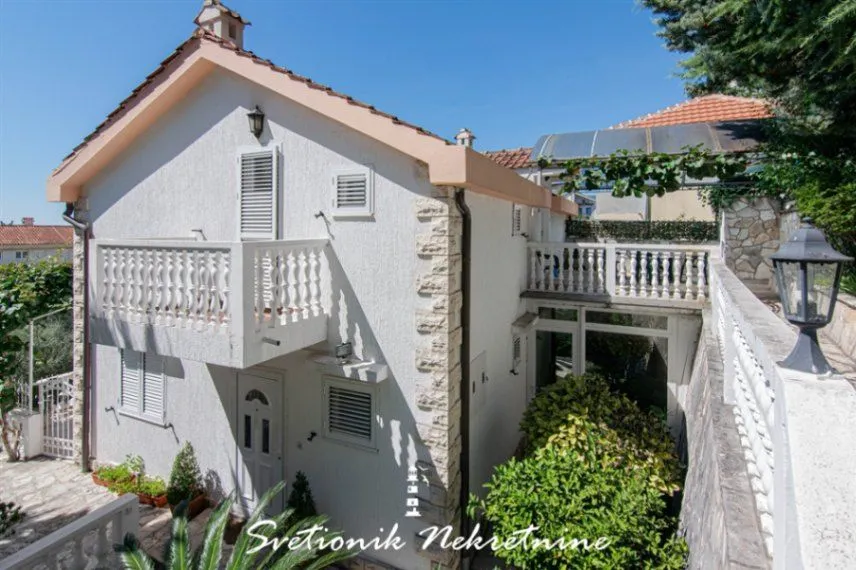 Sale, house, 127m², Savina, Herceg Novi