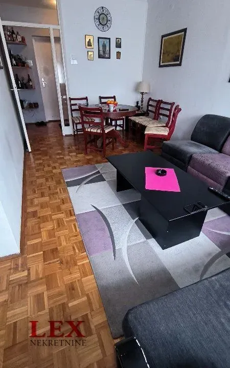 Sale, four bedroom apartment, 85m², Zvezdara Sve Podlokacije, Beograd