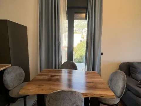 Izdavanje, jednosoban stan, 40m², Bečići, Budva - image 5