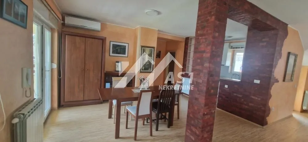 Rent, house, 240m², Novi Majur, Petrovaradin