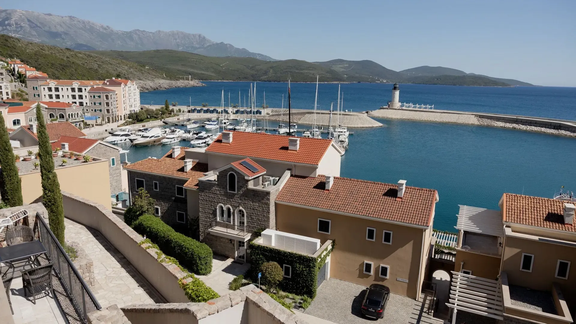 Rent, two bedroom apartment, 125m², Luštica Bay, Tivat