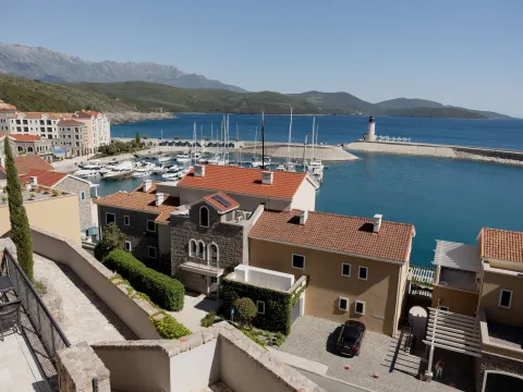 Rent, two bedroom apartment, 125m², Luštica Bay, Tivat - image 18