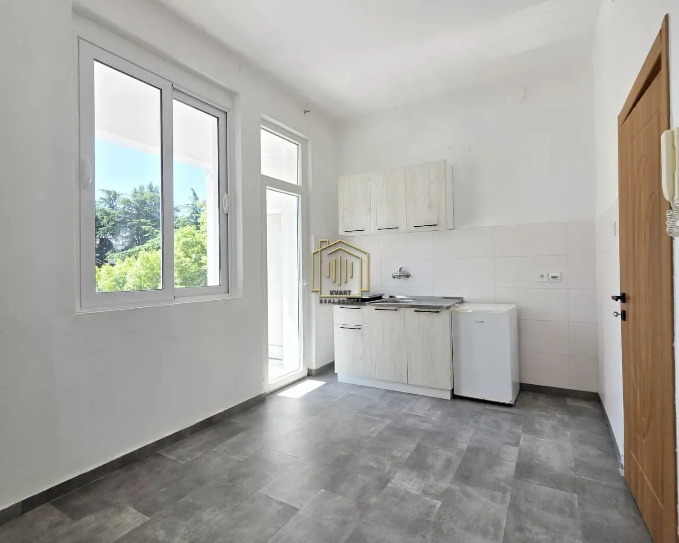Prodaja, dvosoban stan, 69m², Podgorica, Crna Gora