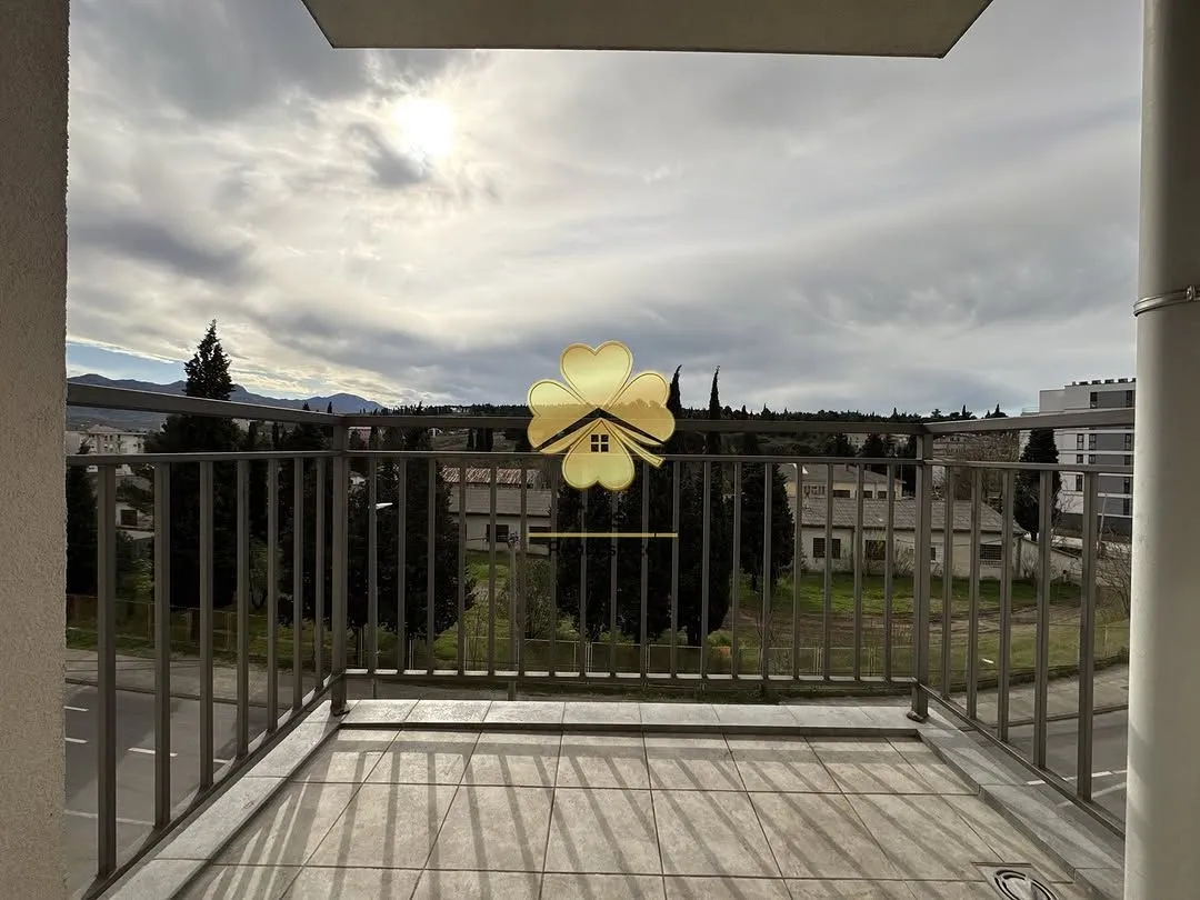 Rent, three bedroom apartment, 85m², City Kej, Podgorica