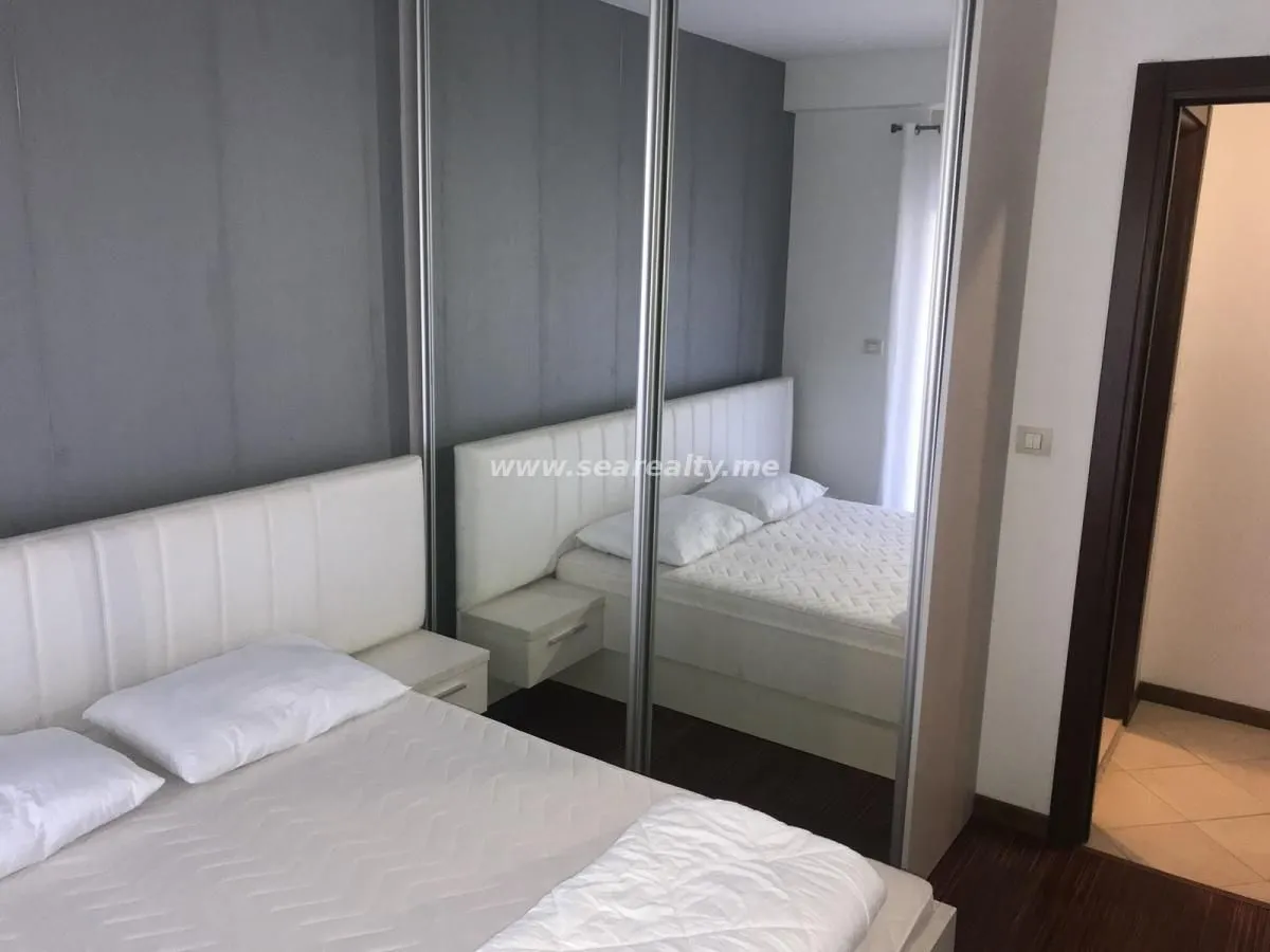 Prodaja, dvosoban stan, 114m², Gorica C, Podgorica