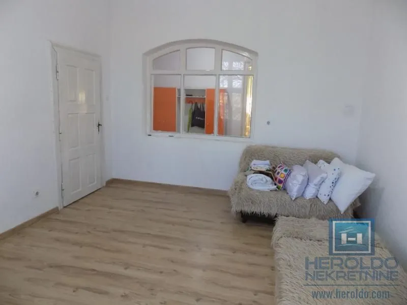 Prodaja, četvorosoban stan, 106m², Ćuprija, Srbija