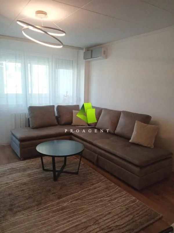 Rent, three bedroom apartment, 70m², Medijana, Niš