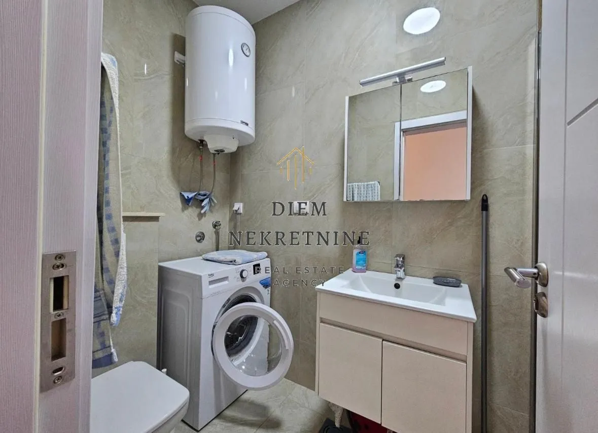 Rent, one bedroom apartment, 49m², Šušanj, Bar