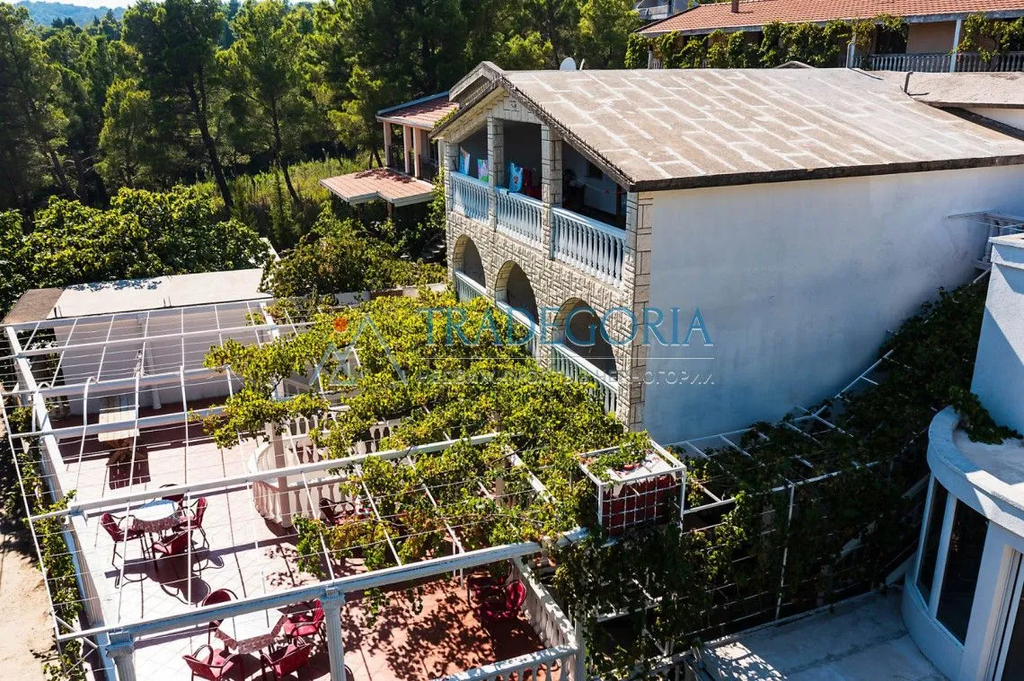 Prodaja, stan, 360m², Sutomore, Bar