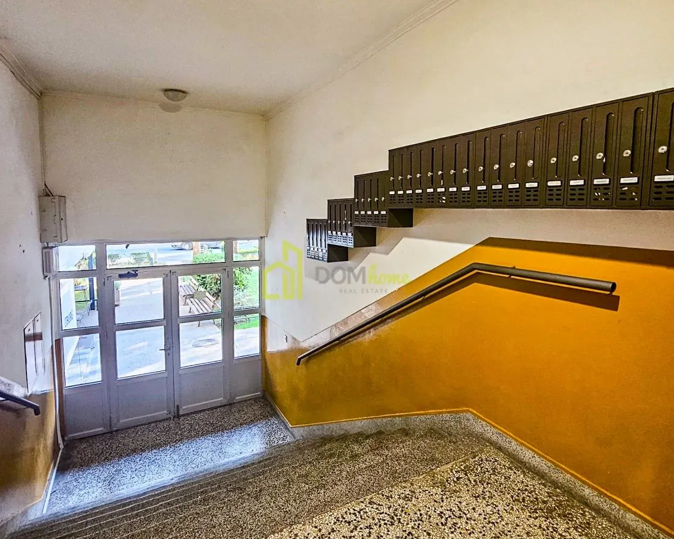 Prodaja, dvosoban stan, 80m², Centar, Podgorica