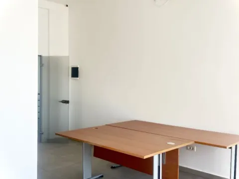 Rent, office space, 100m², Tološka šuma, Podgorica - image 4