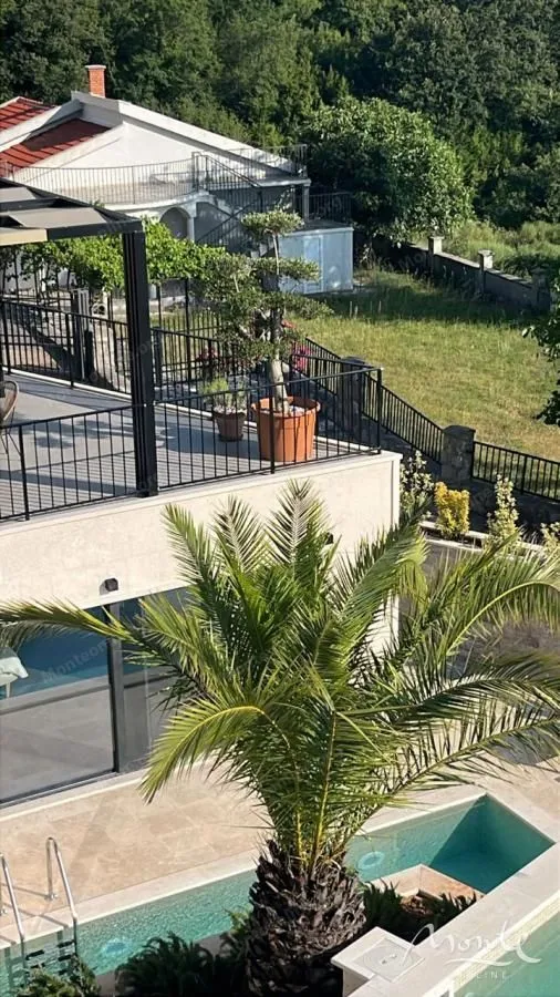 Sale, house, 257m², Kuljače, Budva