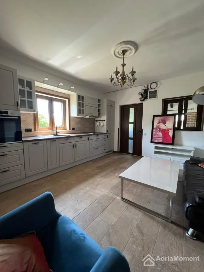 Prodaja, kuća, 76m², Krimovica, Kotor